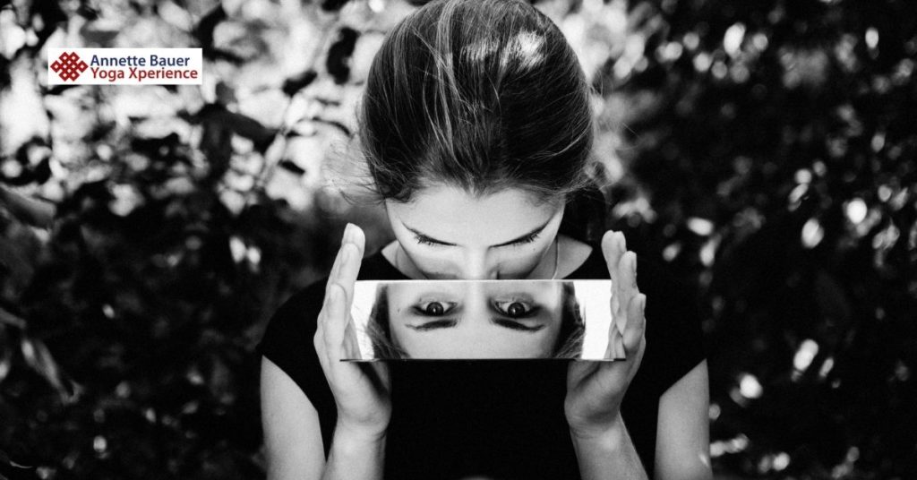 Frau, Augen, Spiegel